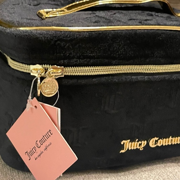 NEW Juicy Couture Velour Makeup Train Case - Picture 4 of 6